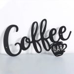 Ornement mural en métal noir pour espace café
