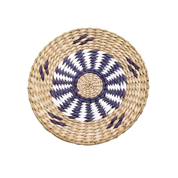 Déco murale en rotin avec motif violet et blanc