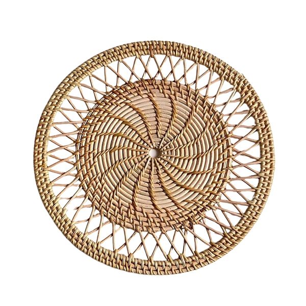 déco murale en rotin